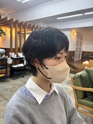 ショート パーマ 中村 芽衣那のヘアスタイル