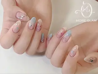 ネイル MoreGlam ネイルのネイルデザイン