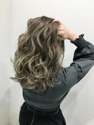 ロング カラー 韓国美髪矯正✂️ 佐藤ヒロのヘアスタイル