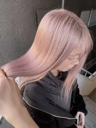 ロング 柏井 陽菜のヘアスタイル