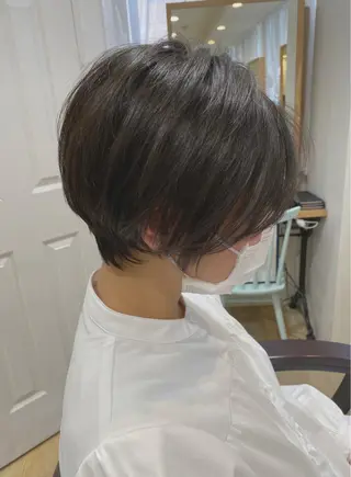 ショート パーソナルカラー lapiax阿部のヘアスタイル