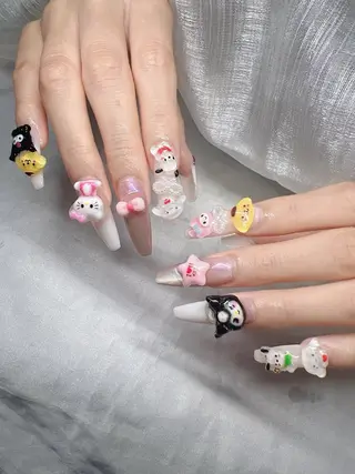 ネイル Lee Nailsのネイルデザイン