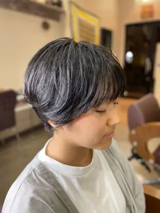 ショート カラー/フリーランス 鈴木 亜紀子のヘアスタイル