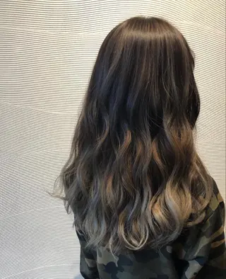 ロング カラー ETOWA（エトワ） nozomiのヘアスタイル