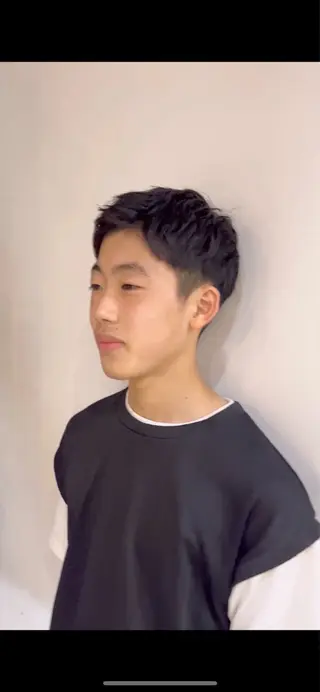 ショート メンズ トイ ハルトのヘアスタイル