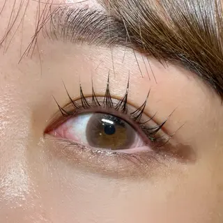 マツエク・マツパ NOA名駅束感まつげ ×眉毛SENA‪🎀のマツエク・マツパデザイン