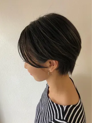 ショート カラー 橋本 敬介のヘアスタイル