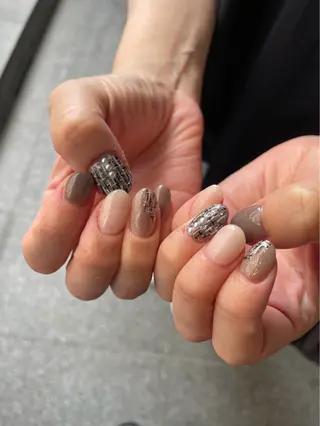 ネイル 長谷川 奈緒美のネイルデザイン