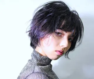 ショート ハイトーンカラー🌈 メンズパーマ鈴木康平のヘアスタイル
