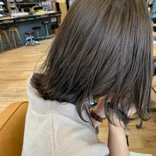 セミロング カラー 鳥越 一希のヘアスタイル