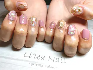 ネイル Li'leaNail AINAのネイルデザイン