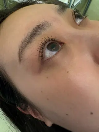 マツエク・マツパ 福本 聖海のヘアスタイル