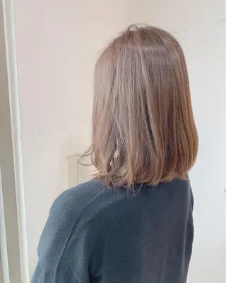 セミロング カラー パーマ 白髪ぼかしハイライト 柳川拓哉のヘアスタイル