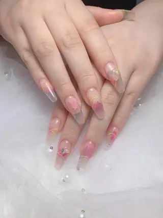 ネイル uu ネイルサロン関内🌼のネイルデザイン