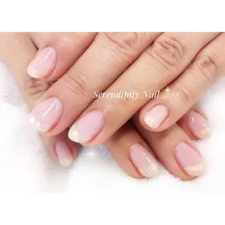 ネイル 守屋 香織のマツエク・マツパデザイン