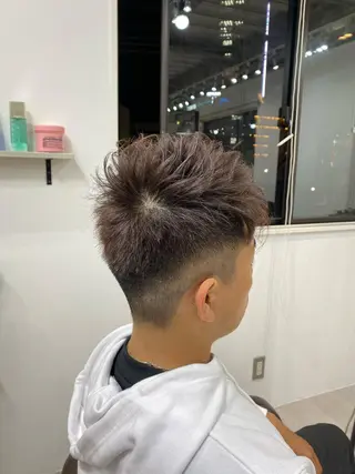 ショート a-o岡野　こやま しんぺいのヘアスタイル