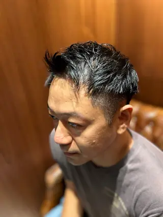 ショート メンズ SAKI SAKIのヘアスタイル