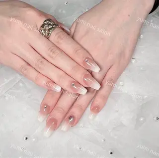 ネイル 𝐲𝐮𝐦𝐢🎀 長さ出しデザイン専門のネイルデザイン