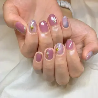 ネイル 藤原 胡桃のネイルデザイン