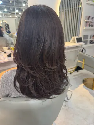 セミロング レイヤーカット 中屋光貴のヘアスタイル