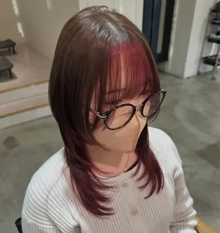 カラー 勝山 碧のヘアスタイル