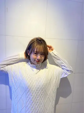 ミディアム カラー newi銀座オオクラ ホユギのヘアスタイル