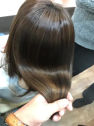 セミロング ひろせ かなのヘアスタイル