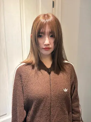 ミディアム Fev YUZUのヘアスタイル