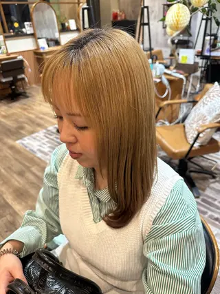 セミロング Noel / マツダ マナのヘアスタイル