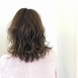 ミディアム セミロング カラー ヘアアレンジ 西川 ヒロキのヘアスタイル