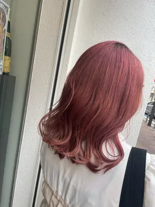 ミディアム カラー CoCooN amiのヘアスタイル