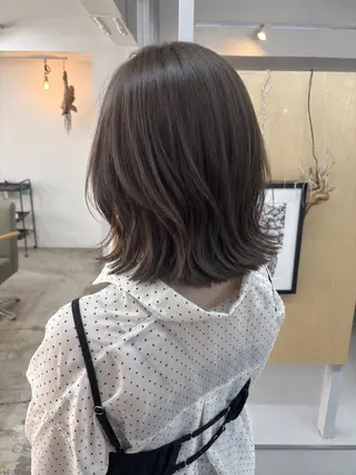 ミディアム カラー Kaho/大阪心斎橋 ボブ/レイヤー/艶髪のヘアスタイル