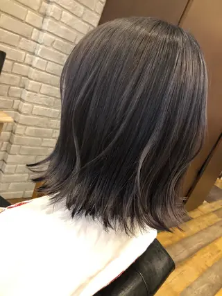 ミディアム 松﨑 亜々人のヘアスタイル