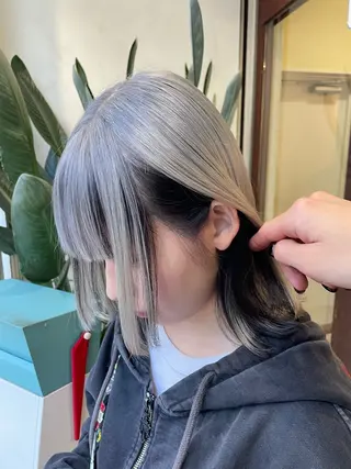 セミロング カラー 【店長】インナー指名 No.1戸塚優思のヘアスタイル