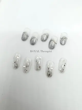 ネイル 【尾下】 ロイヤル•セラピストのネイルデザイン