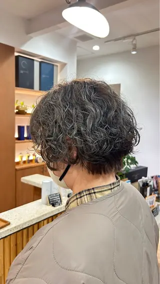 ショート カラー パライソ南公園店小嶋 さつきのヘアスタイル