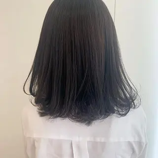 カラー 山口 莉奈のヘアスタイル