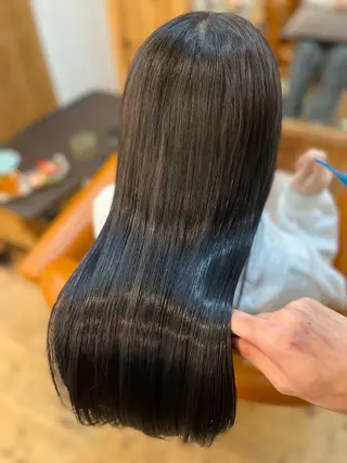 ロング ⚪️髪質改善 縮毛 店長 コウ⚪️のヘアスタイル