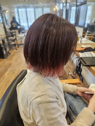 カラー ショート 関口 友菜のヘアスタイル