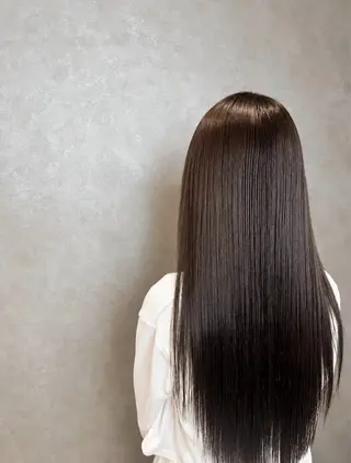 カラー ayaka🌙 透明感/艶感のヘアスタイル