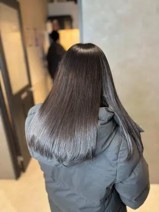 セミロング 🦥じゅんぺい／仙台 ／カラー特化✨のヘアスタイル