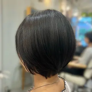 ショート カット 🌸 飯野 舞桜のヘアスタイル