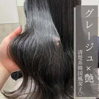 ロング カラー しみず さきのヘアスタイル