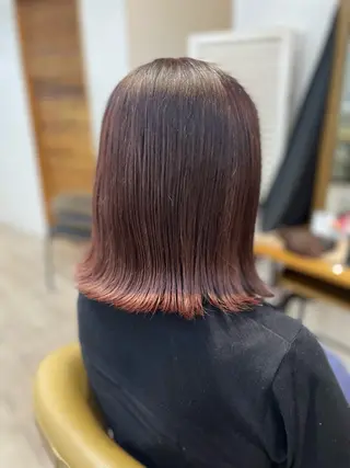 ミディアム 茅野 あゆ美のヘアスタイル