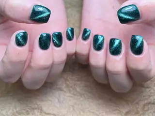 ネイル ToliyDeliy Nail Salonのネイルデザイン