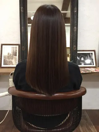 ロング カラー 築田 泉のヘアスタイル