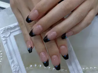 ネイル 🌼リオナ ♥️のネイルデザイン