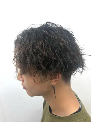 パーマ メンズ ダブルスキルエクステ /羽エクステ白石宇由のヘアスタイル
