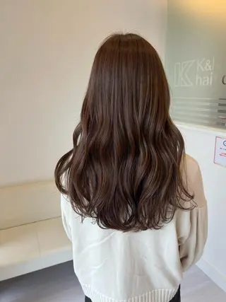 ロング カラー 下岡 奈津美のヘアスタイル