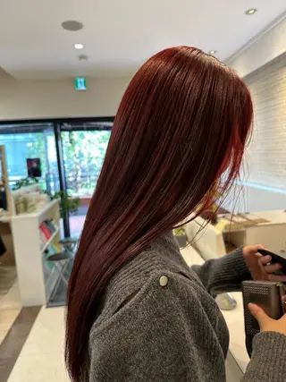 カラー UMEDA RYUHEIのヘアスタイル